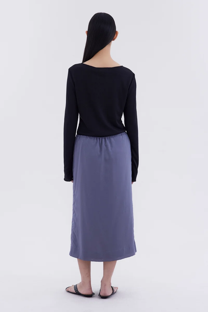 ذا اديتورز ماركت تنورة أفريل برباط